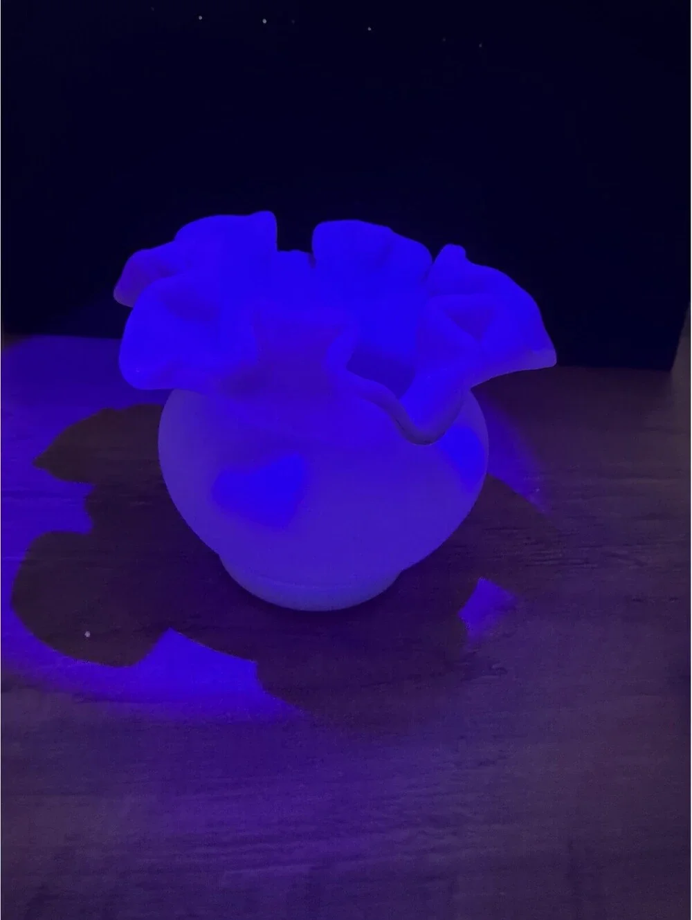 VINTAGE FENTON Satin Milk Glass Ruffle Vase 4”